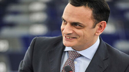 DAVID, TMURX IL-BELT GĦAX TAT-‘TIMES’ QED IĦUFU