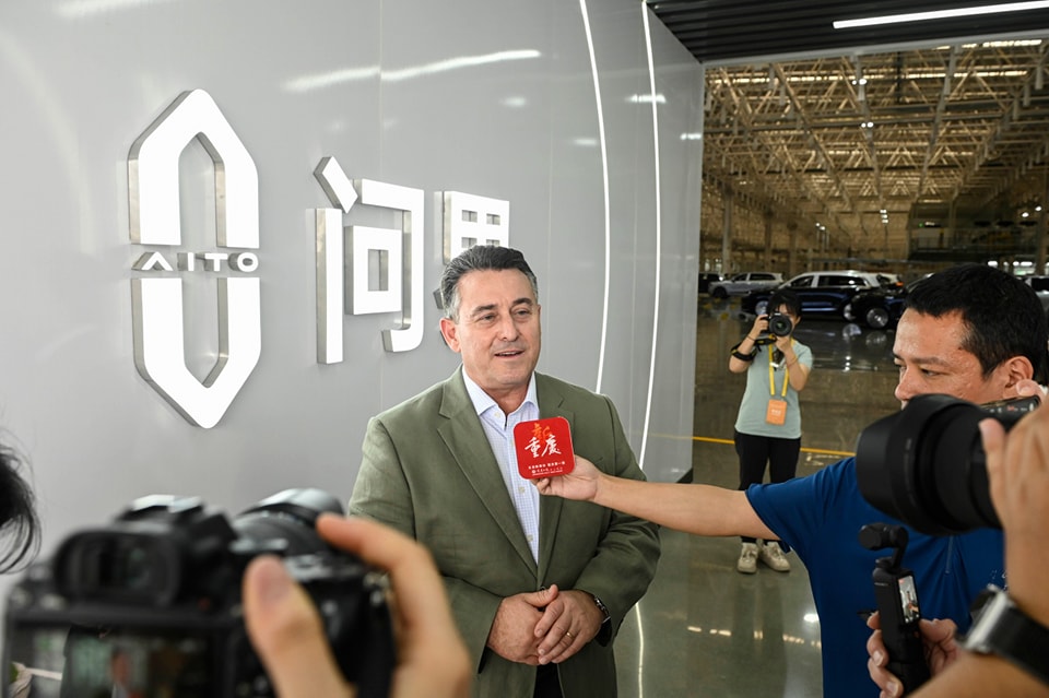 IL-PN JIĊĦAD LI BERNARD GRECH ŻAR LILL-HUAWEI FIĊ-ĊINA