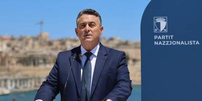 MANOEL ISLAND, LOVIN MALTA, JON MALLIA, U L-‘KRIŻI’ L-ĠDIDA TA’ BERNARD GRECH