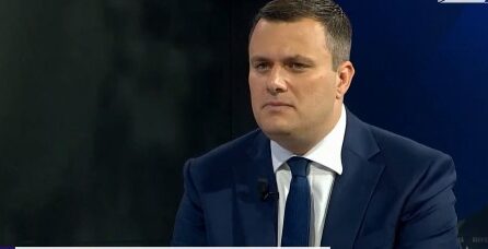 BIL-FILMAT: IL-MINISTRU BYRON CAMILLERI FUQ IL-ĦTIEĠA TA’ DISKUSSJONI ‘MATURA U BILANĊJATA’ WAQT IL-KONSULTAZZJONI DWAR L-EWTANASJA
