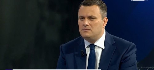 BIL-FILMAT: IL-MINISTRU BYRON CAMILLERI FUQ IL-ĦTIEĠA TA’ DISKUSSJONI ‘MATURA U BILANĊJATA’ WAQT IL-KONSULTAZZJONI DWAR L-EWTANASJA