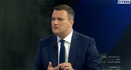 BIL-FILMAT: IL-MINISTRU BYRON CAMILLERI JISPJEGA D-DIFFERENŻA FIT-TMEXXIJA EKONOMIKA U L-PROGRAMM TA’ ĊITTADINANŻA BL-INVESTIMENT