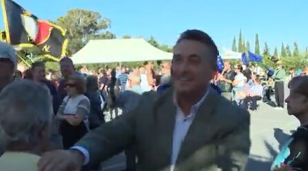 BERNARD GRECH B’PASSIĠĠJATA QALB IN-NIES BIEX JITLA FUQ IL-PALK F’TA’ QALI
