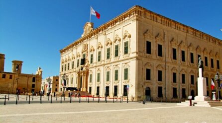 IL-PRIM MINISTRU MISTENNI JĦABBAR TIBDILIET FIL-KABINETT ILLUM