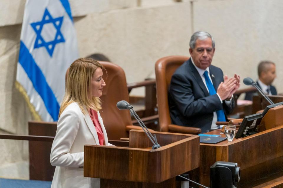 BERNARD, ISSA LI NDĦALT EŻIĠI MINN ISSA MA’ METSOLA LI TITLOB GĦAL SANŻJONIJIET KONTRA L-IŻRAEL