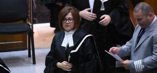 IL-MAĠISTRATA MONICA VELLA SOSPIŻA FUQ NUQQASIJIET AMMINISTRATTIVI