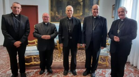 L-ISFQIJIET MALTIN ITENNU LEALTA’ LEALTA’ PAPA LEO XIV U JIPPUBBLIKAW RITRATT MIEGĦU F’MALTA