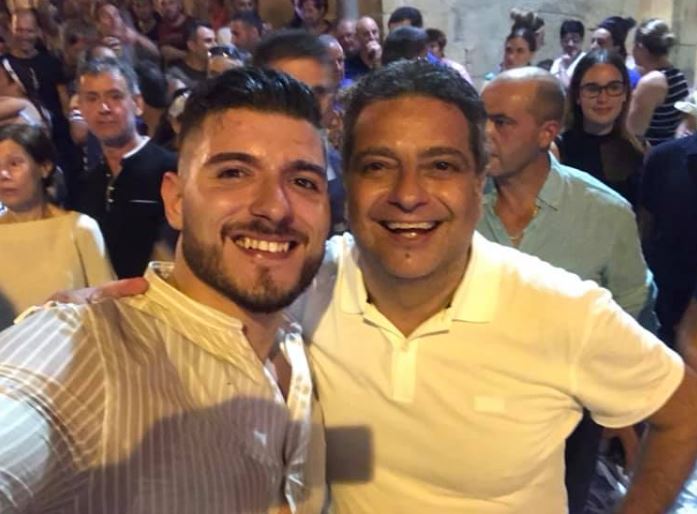 ADRIAN, DAPHNE KELLHA RAĠUN!