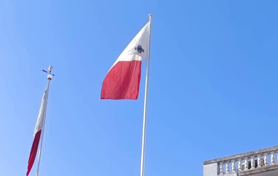 AĦFRILHOM MULEJ GĦAX MA JAFUX X’INHUMA JAGĦMLU!
