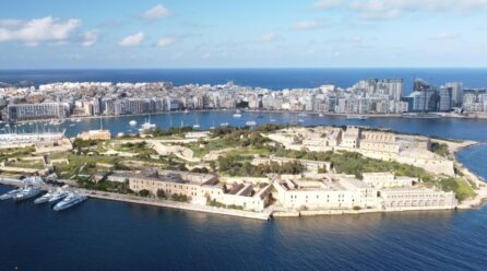 MANOEL ISLAND: MINN DAK LI ĦIEREĠ MILL-PN, ‘THERE IS MORE THAT MEETS THE EYE’