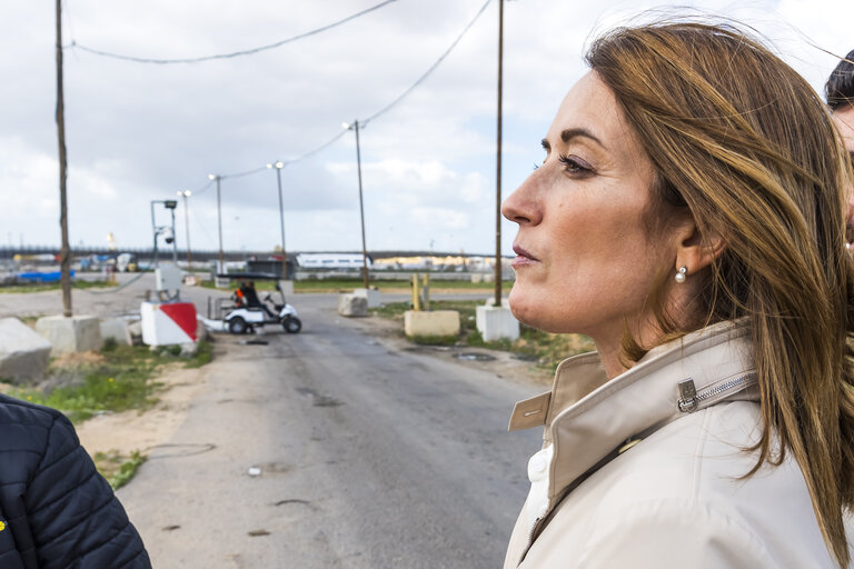 GAŻA: ANKI L-AKKADEMIĊI QED JESPONUHA, ‘MUTA, TRUXA U INSENSITTIVA’