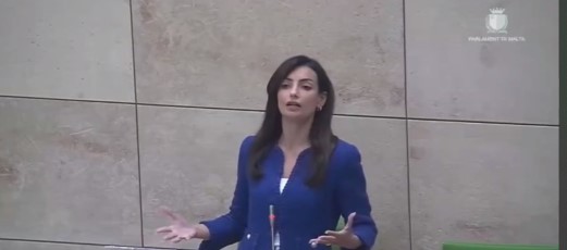 BIL-FILMAT: SEGWI D-DISKORS TA’ ROSIANNE CUTAJAR FIL-PARLAMENT DWAR IL-KAŻ KRIMINALI TA’ ROBERT AQUILINA