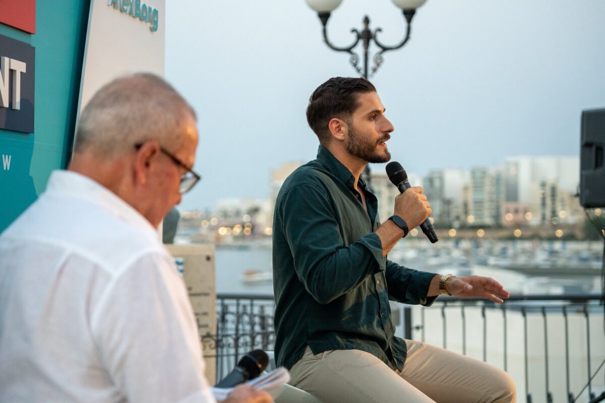 ID-DEJN TAL-PN MHUX DAQSTANT UGIGĦ TA’ RAS? ALEX PLEASE…