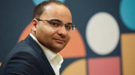 BUDGET 2026: GVERN TAS-‘SERĦAN IL-MOĦĦ’, IL-MINISTRU CLYDE CARUANA JIPPREŻENTA L-PRE-BUDGET DOCUMENT