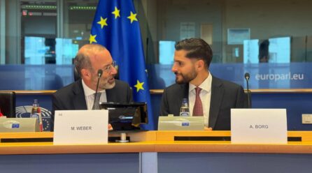 ALEX, X’FONDI GĦEDT LI MORT BIEX IĠĠIB GĦAL MALTA?