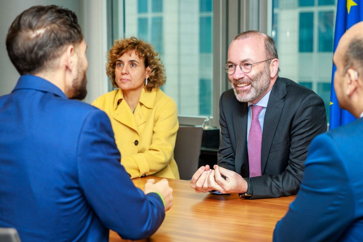 JITLOB L-GĦAJNUNA MINGĦAND WEBER, IŻDA JIBQA’ L-OSTAKLU TAL-ACCOUNTS MHUX IPPUBBLIKATI